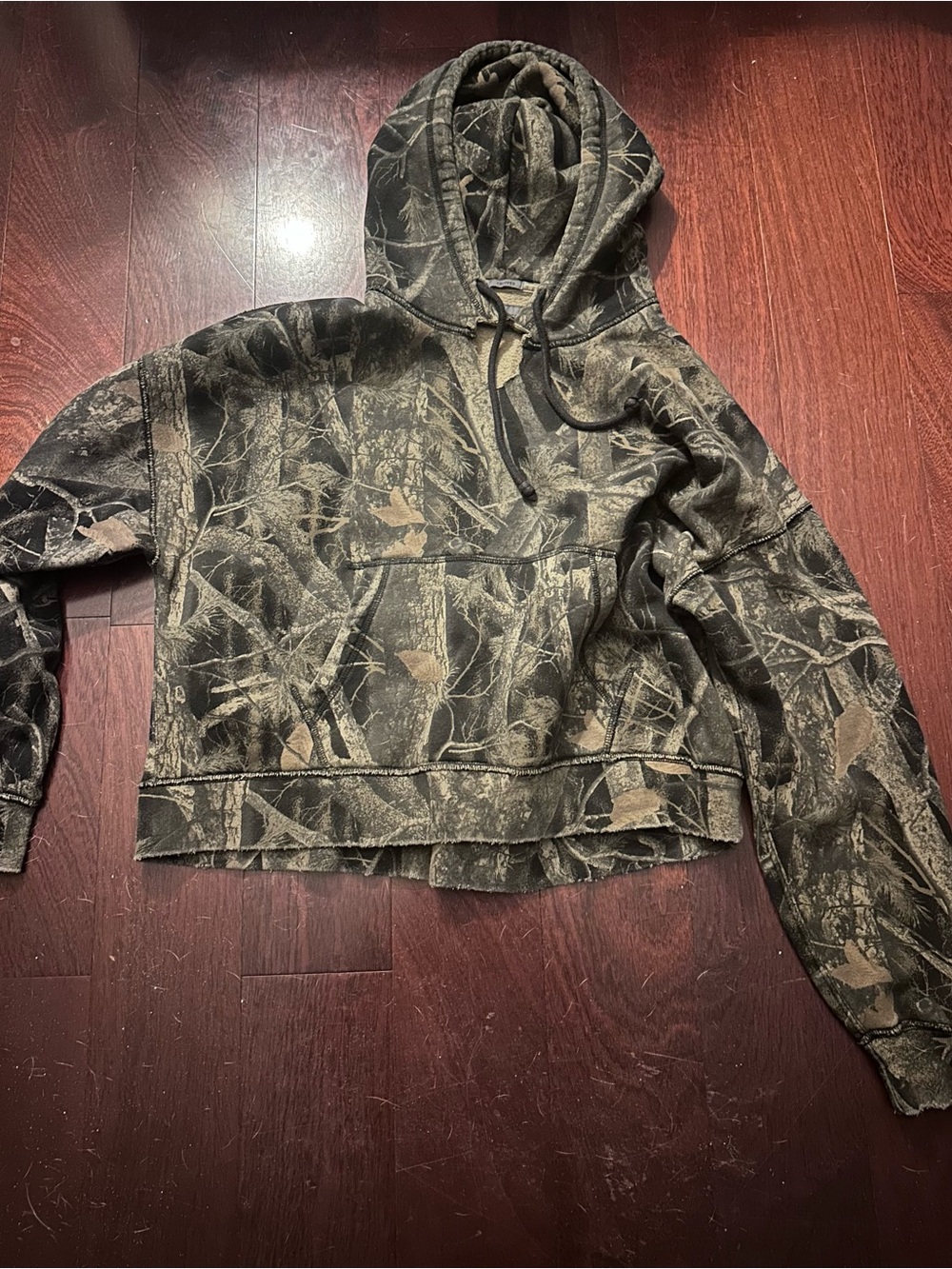 Abercrombie & Fitch Cropped Hooded Pullover - Camo